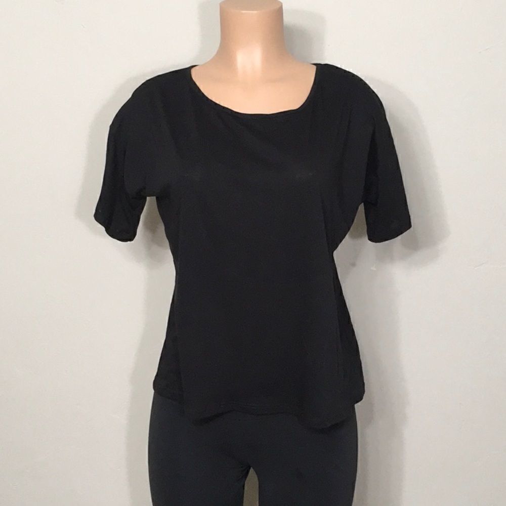 Fabletics oversized Key Tee. NWOT - Picture 7 of 7